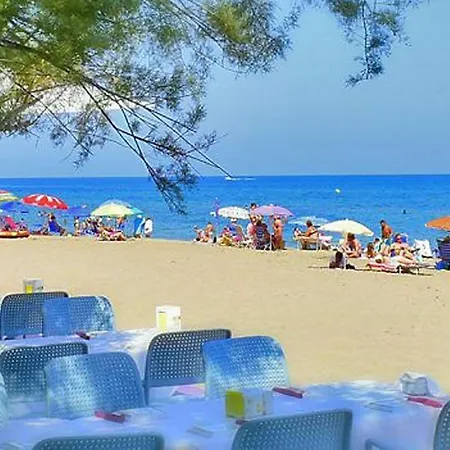 Marinas 8 Villa *